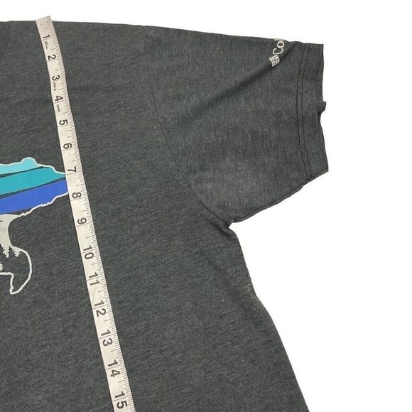 Columbia Sportswear T Shirt Mens Medium Gray Large Front Mountain Bear Graphic - Picture 9 of 9